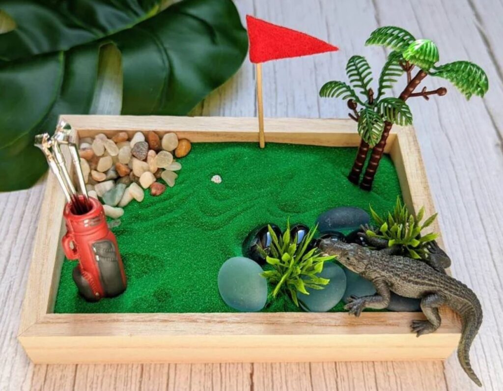 The 10 Best Golf Desk Accessories for offthecourse fun Impress your coworkers with your